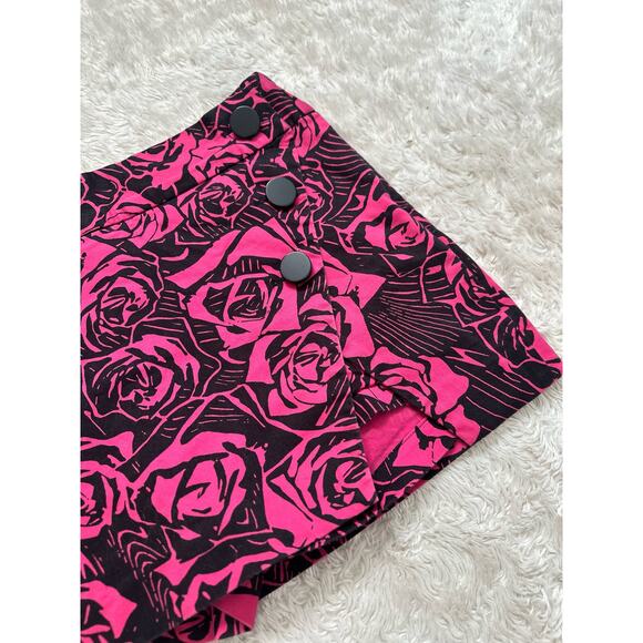 Vintage Express Sz 4 Mini Skirt Skort Pink Black Rose Button Asymmetrical - Picture 5 of 9